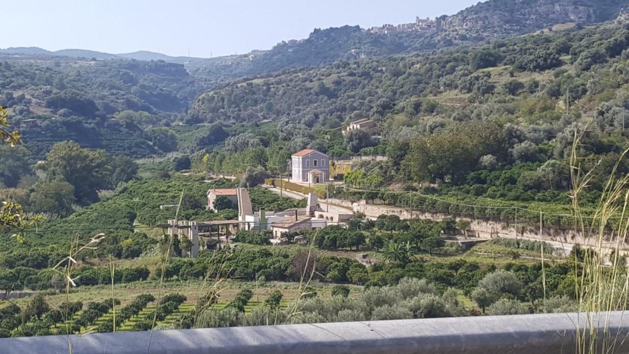 سيراكوزا Archimede Vacanze B&B المظهر الخارجي الصورة